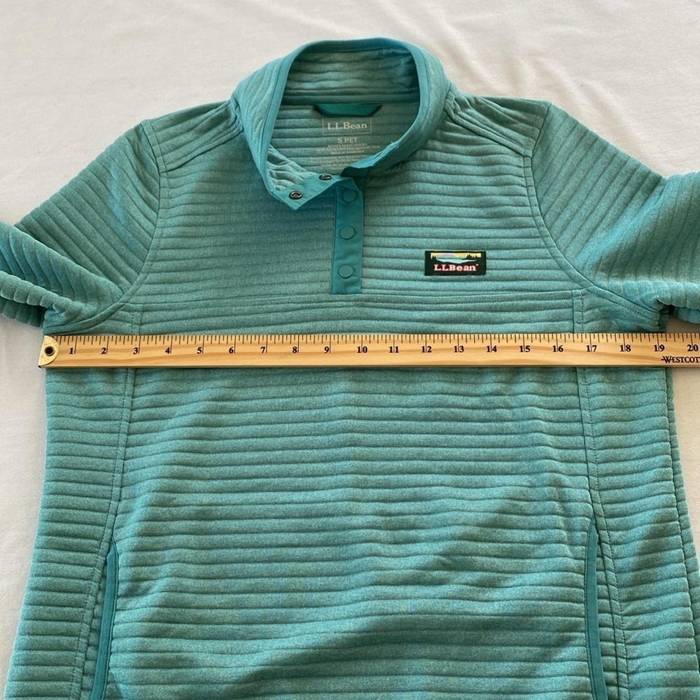 L.L Bean Women's Teal Airlight Knit Pullover Shacket. - Picture 7 of 12